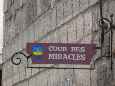 Panneaux de rues de besse et Saint Anastaise.