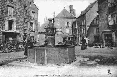 Vieille fontaine