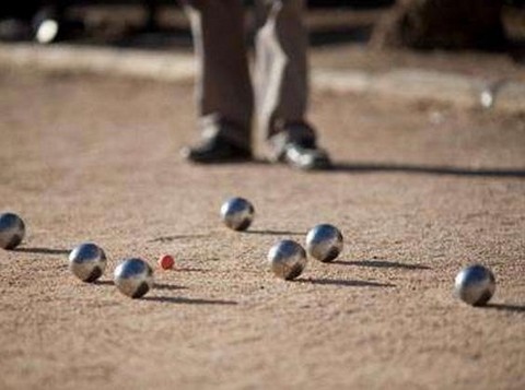 Pétanque.