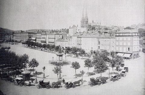 Clermont - Place de Jaude